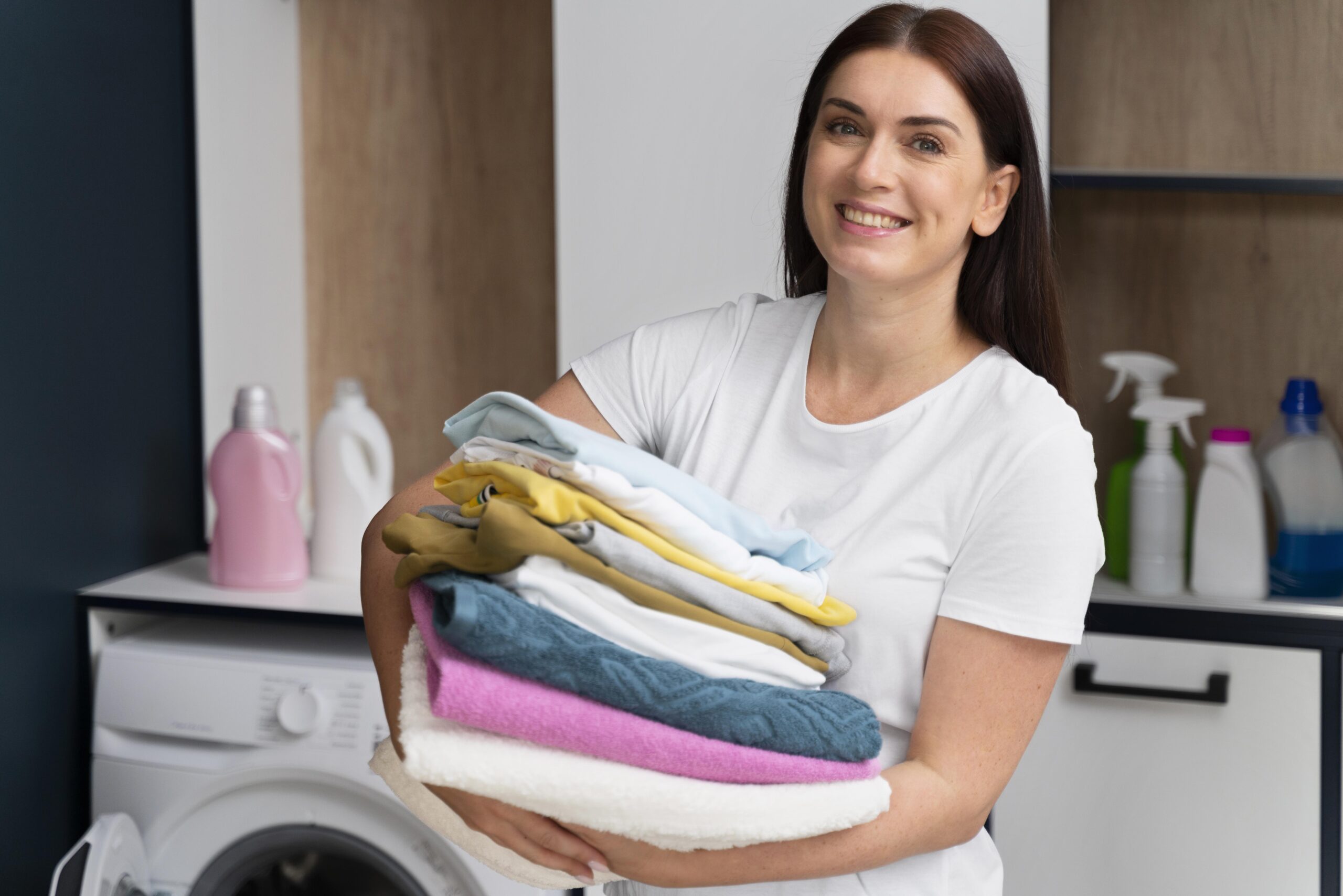 Top Reasons PG Girls Should Consider a Laundry Service